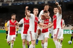 leyu sports-赛地聚焦——荷甲今晚热度飙升，新奥尔良鹈鹕防线松动，球迷炸锅，资深球员宣示担当的简单介绍-leyu sports