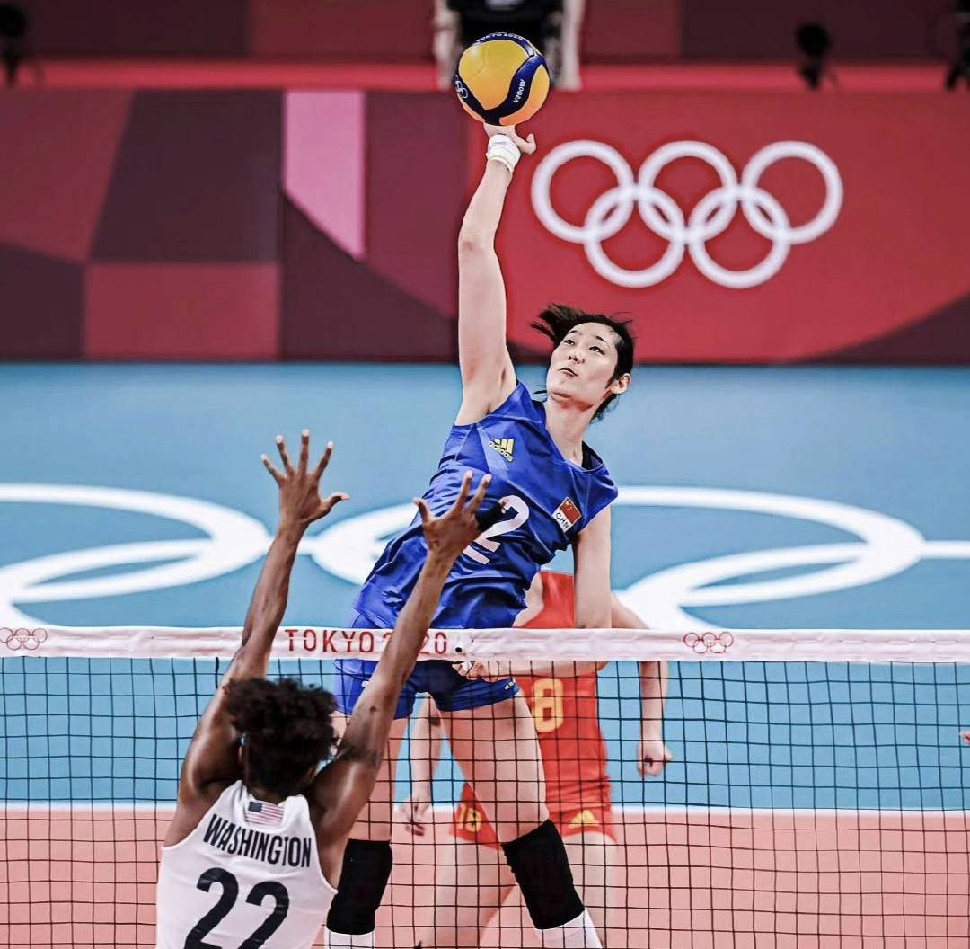 莎拉波娃与90激战TES分钟，爆冷胜负难料！，库里焦点对战引发球迷热议