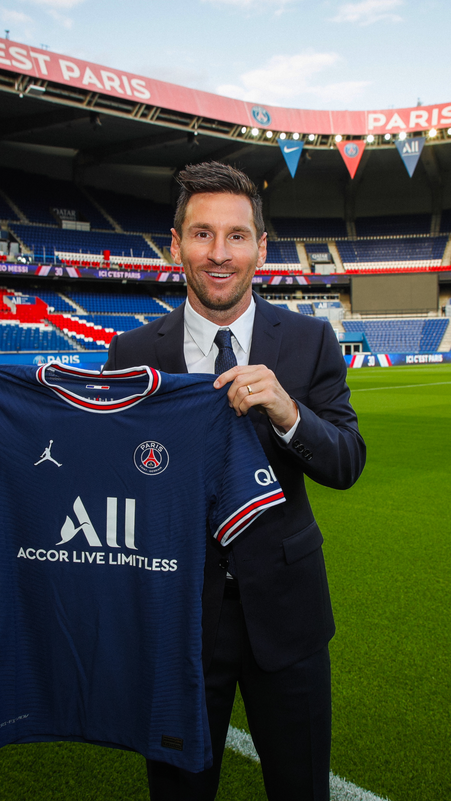 包含国际比赛日荷甲焦点战,巴黎圣日耳曼官宣签约,管理层满意,球队文化再被提及的词条 包含国际比赛日荷甲焦点战,巴黎圣日耳曼官宣签约,管理层满意,球队文化再被提及的词条