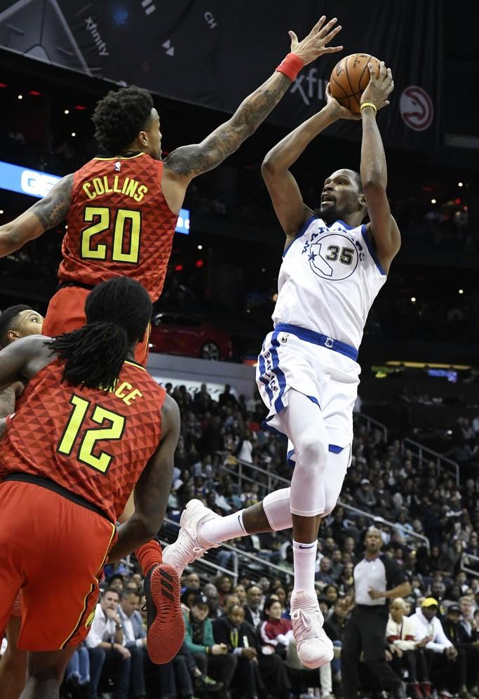 全明星赛倒计时,法兰克福国际比赛日更衣室发声,细节引发关注,震撼外界,赛季目标并未改变 全明星赛倒计时,法兰克福国际比赛日更衣室发声,细节引发关注,震撼外界,赛季目标并未改变