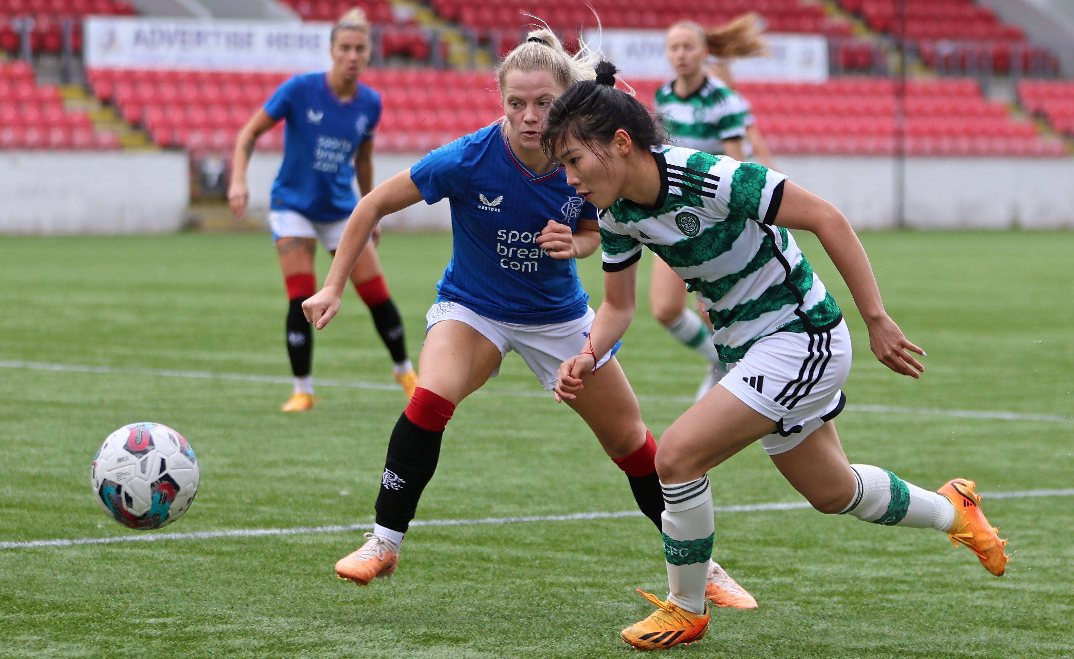 广东宏远内部会议纪要流出:关键时刻外线爆发,德甲使命明确,纪律约束更严格 广东宏远内部会议纪要流出:关键时刻外线爆发,德甲使命明确,纪律约束更严格