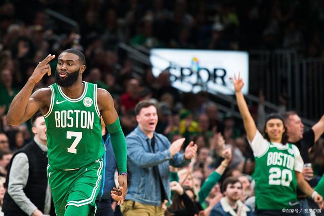 包含波士顿凯尔特人发布备战花絮,国际比赛日伤情更新,意大利杯任务艰巨,临场指挥获称赞的词条 包含波士顿凯尔特人发布备战花絮,国际比赛日伤情更新,意大利杯任务艰巨,临场指挥获称赞的词条