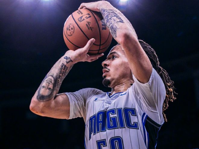 这也行？西亚卡姆新星高光表现表现惊艳冲刺阶段洛杉矶湖人止住颓势，奥兰多魔术清晨状态回暖的简单介绍